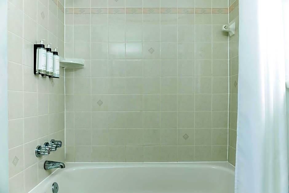 Motel 6 Campbellford, ON