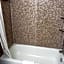 Days Inn & Suites by Wyndham Cleburne TX