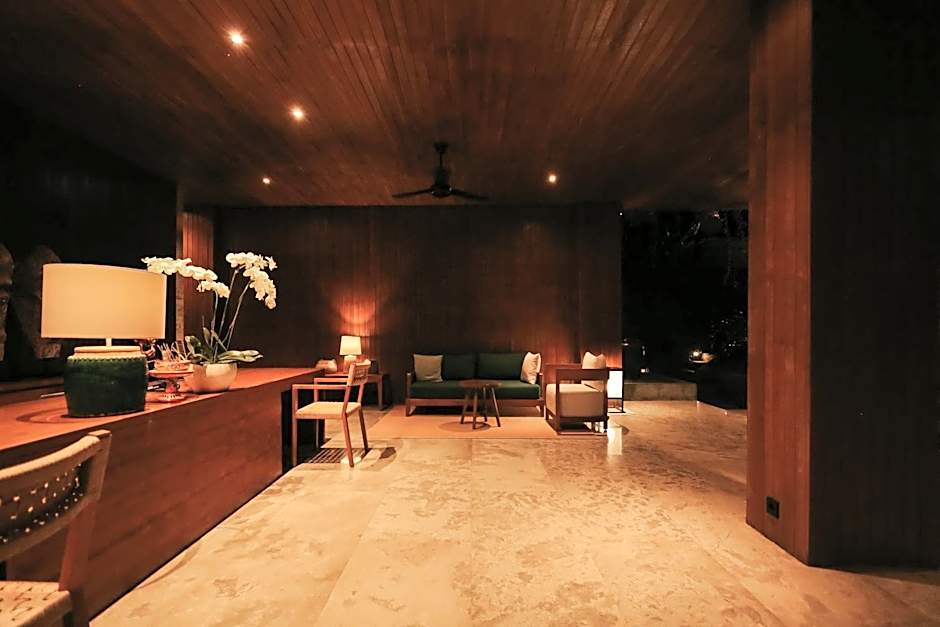 Sanglung Villas & Suites