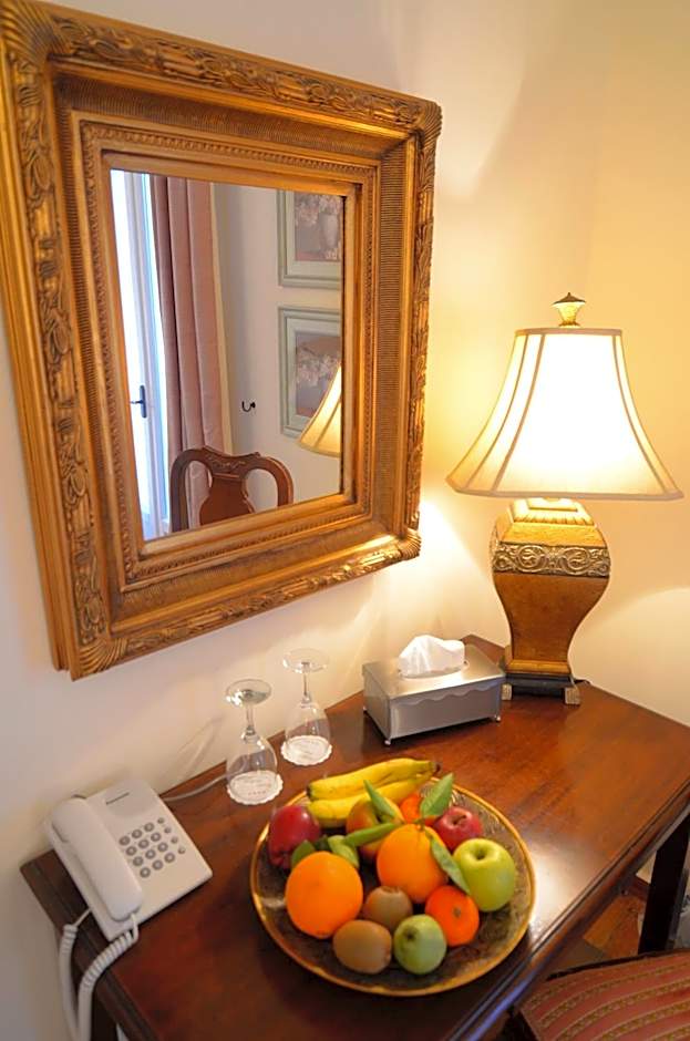 Korina Gallery Hotel