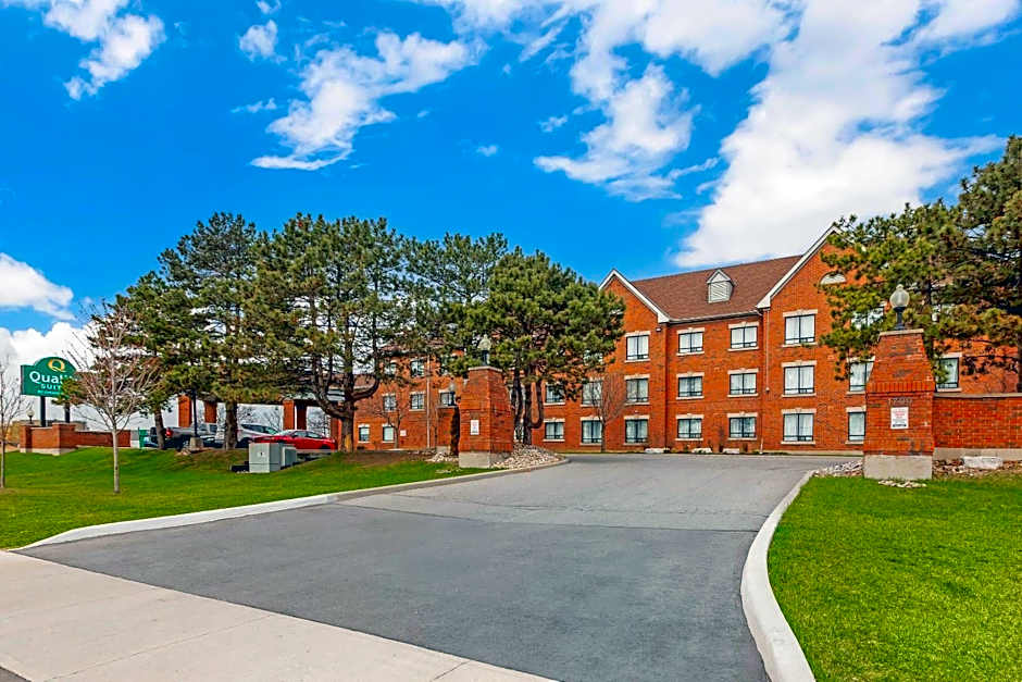 Quality Suites Whitby