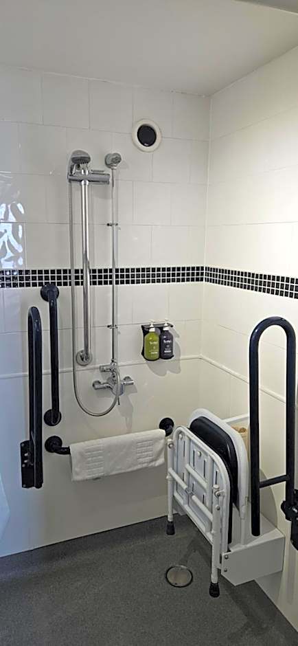 Holiday Inn Wolverhampton - Racecourse By IHG