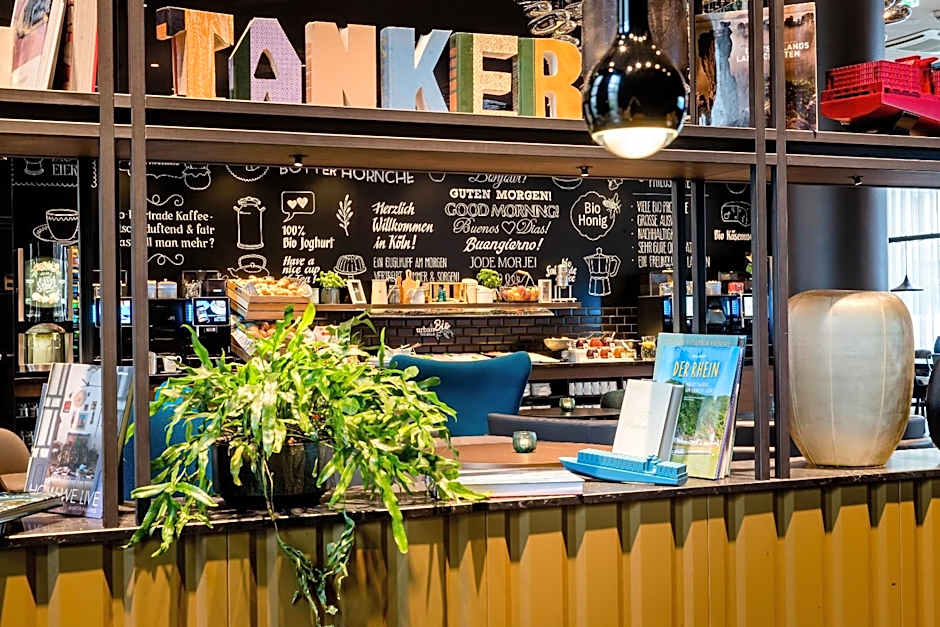 Motel One Köln-Altstadt