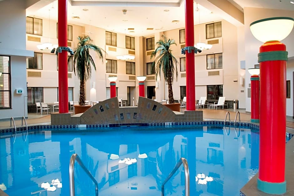 Country Inn & Suites by Radisson, Erie, PA