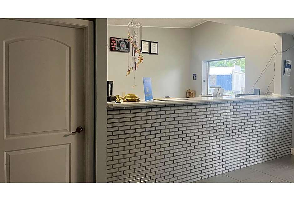 Studio 6 Suites - Hot Springs, AR