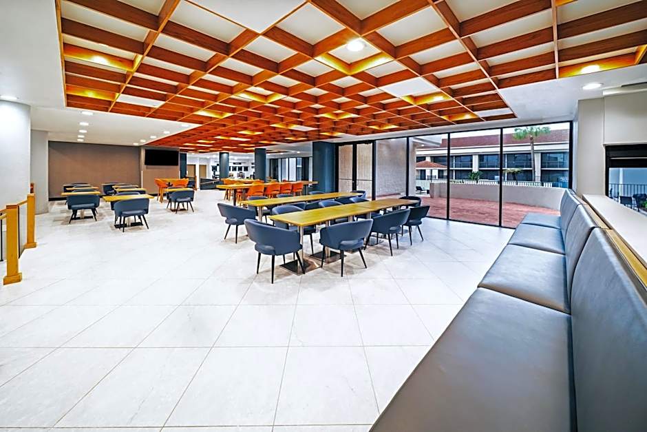 Holiday Inn Port Arthur Park Central By IHG