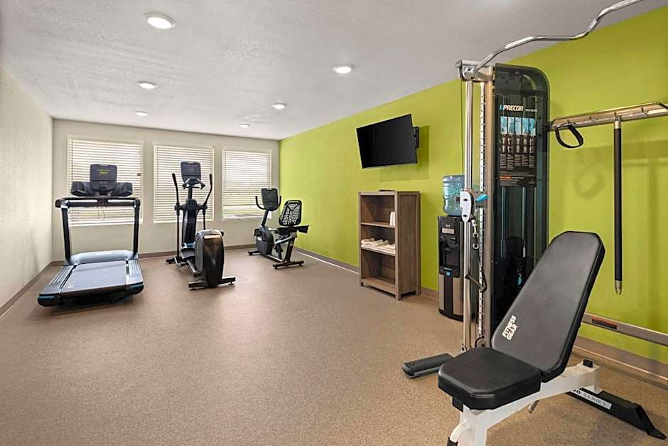 WoodSpring Suites Bowling Green I-65
