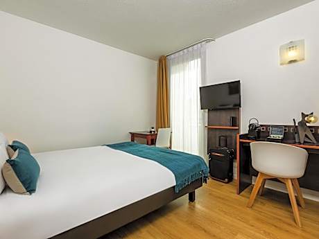 Studio (2 Adults)