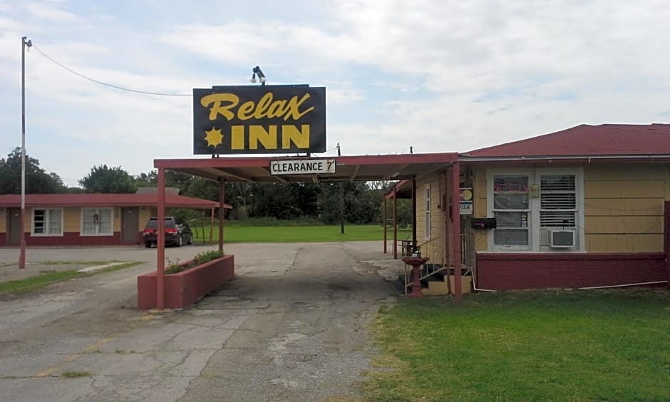 Relax Inn Ranger