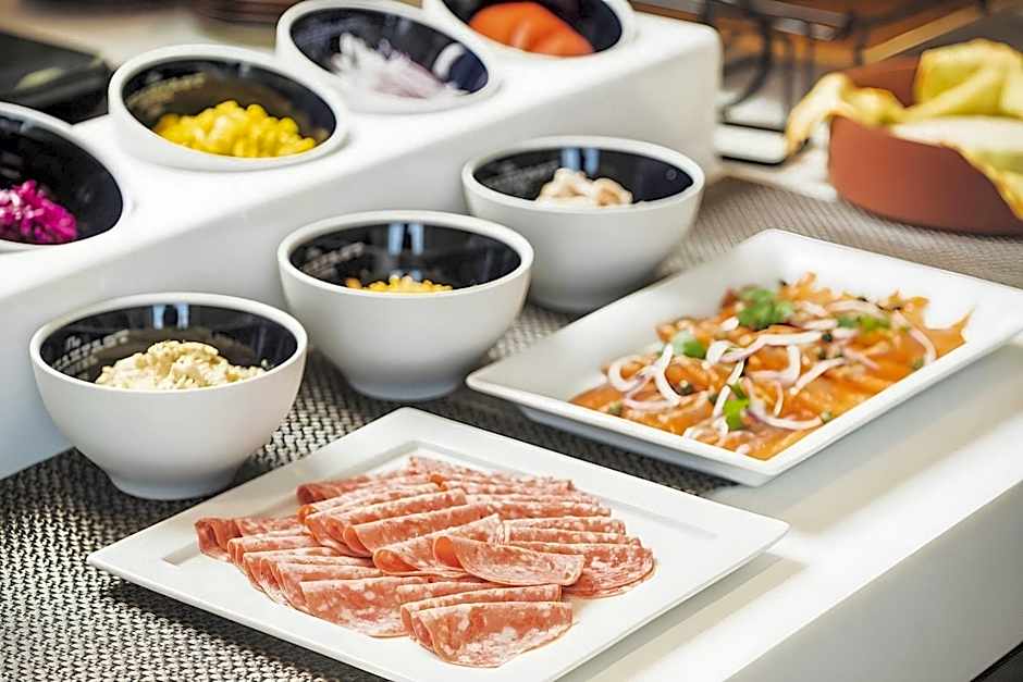 Hotel WBF Marche Ishigakijima