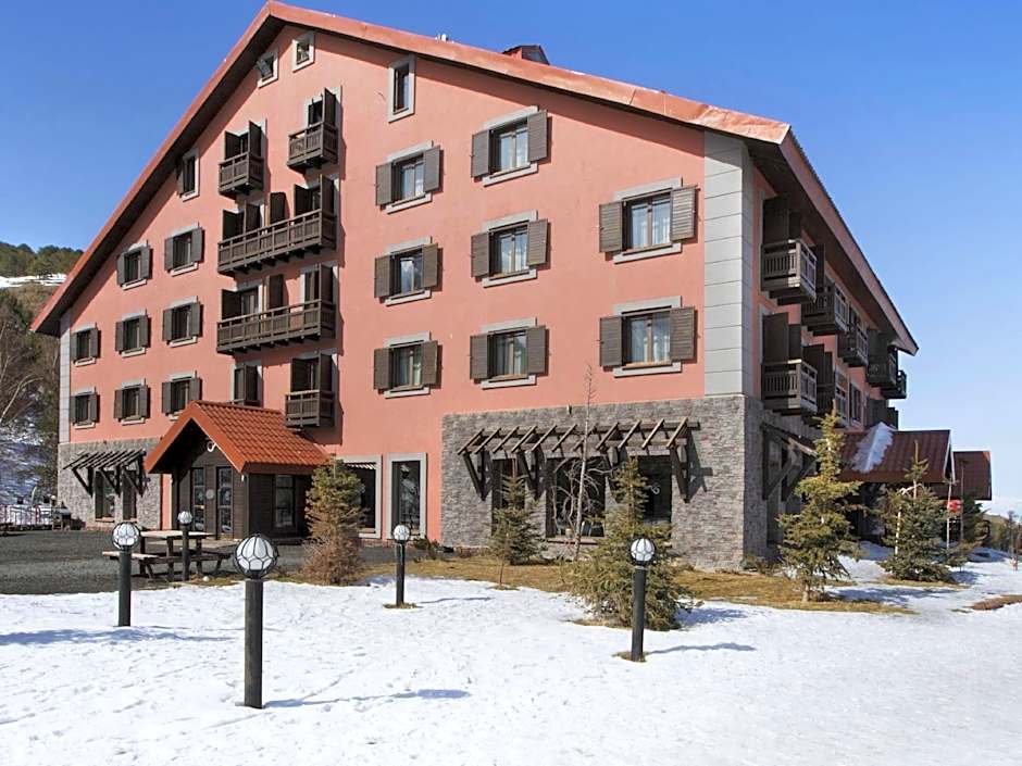 Dedeman Ski Lodge