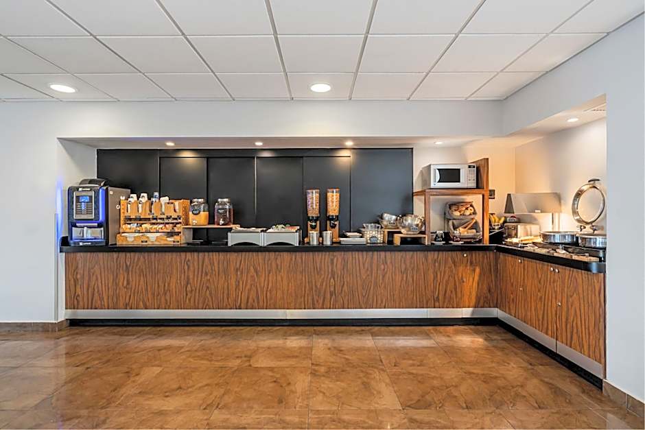 City Express by Marriott Querétaro Juríca