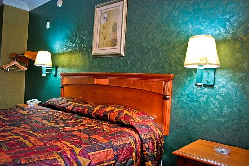 Crystal Inn Suites & Spas