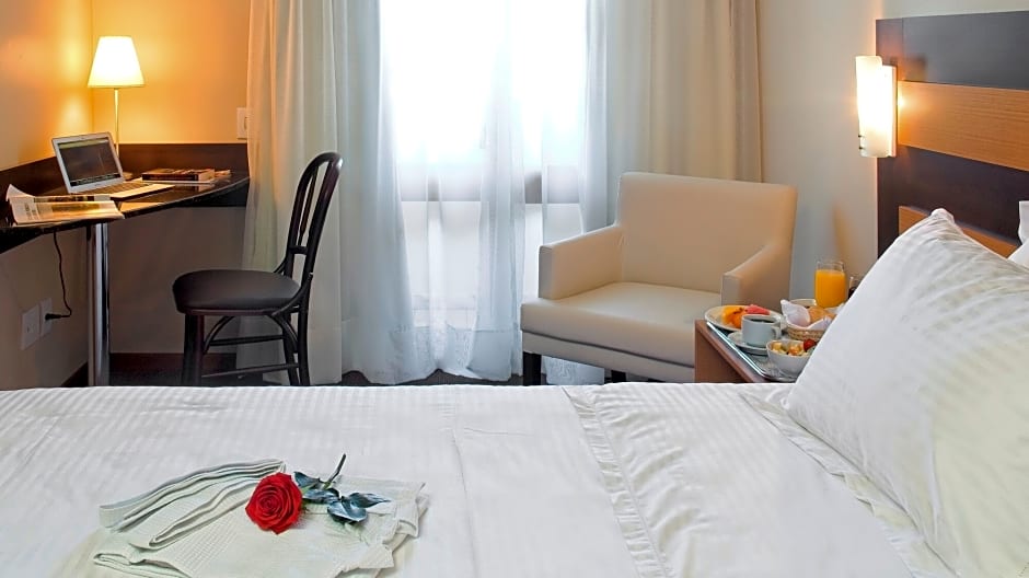 Piazza Navona Porto Alegre by Intercity