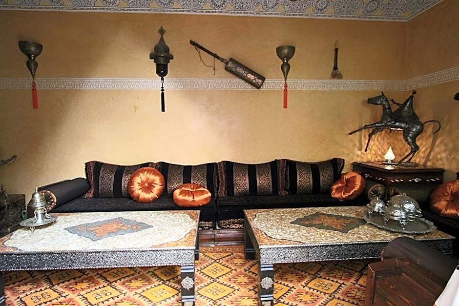 RIAD MAKENE MOUCHKILL