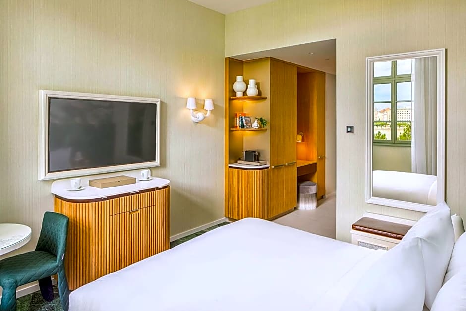 Kimpton Bem Budapest By IHG