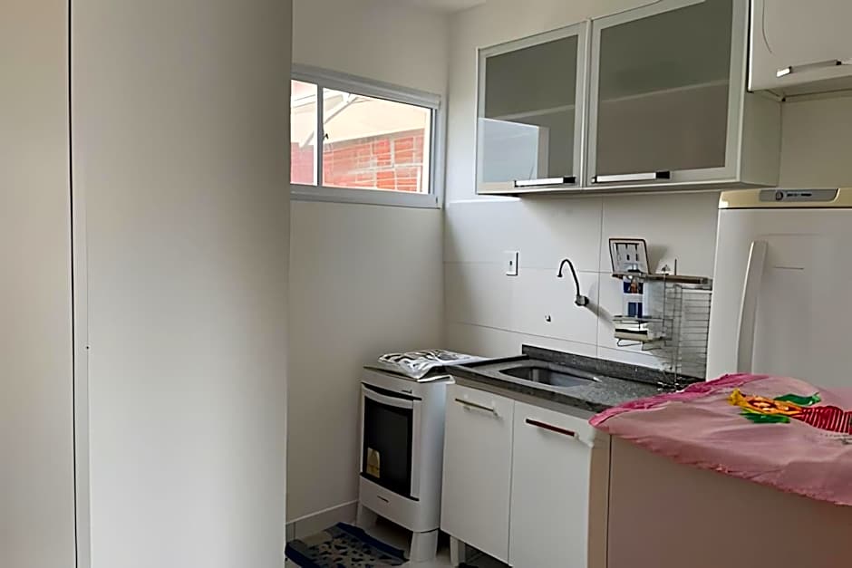 Casa condomínio fechado.