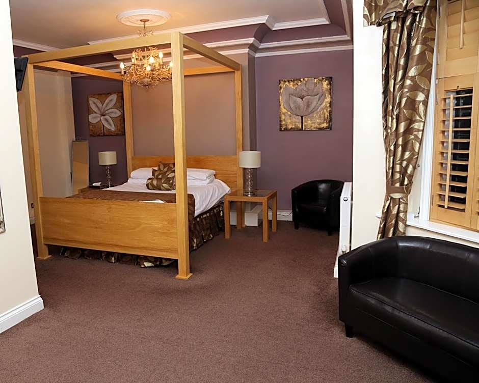 Maes Manor Country Hotel