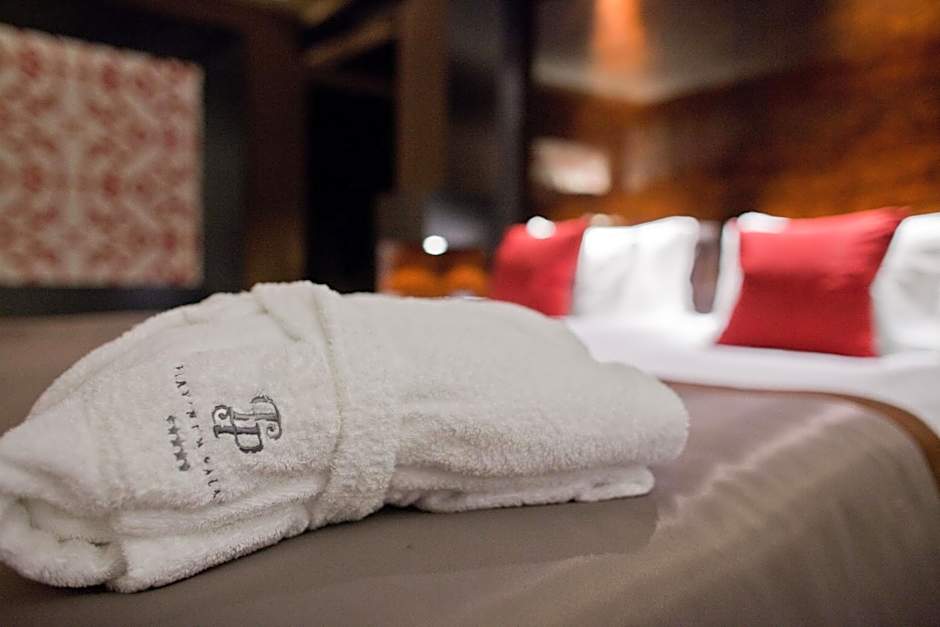 Platinum Palace Boutique Hotel