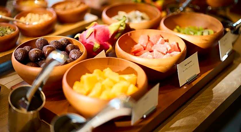 TIAD, Autograph Collection