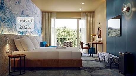 Comfort Twin Room with Extra Bed, Balcony and Park View