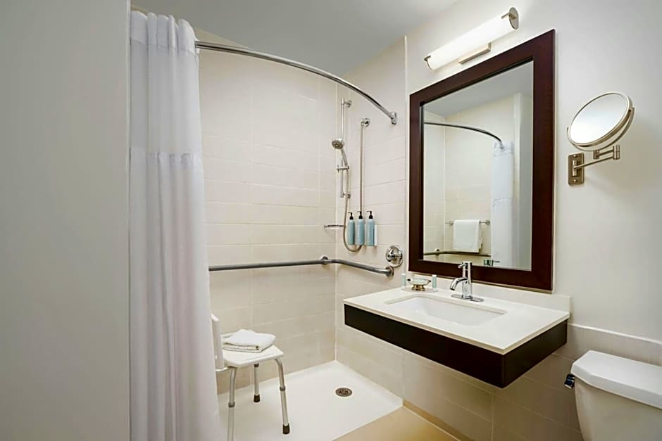 Courtyard by Marriott New York Manhattan/Times Square