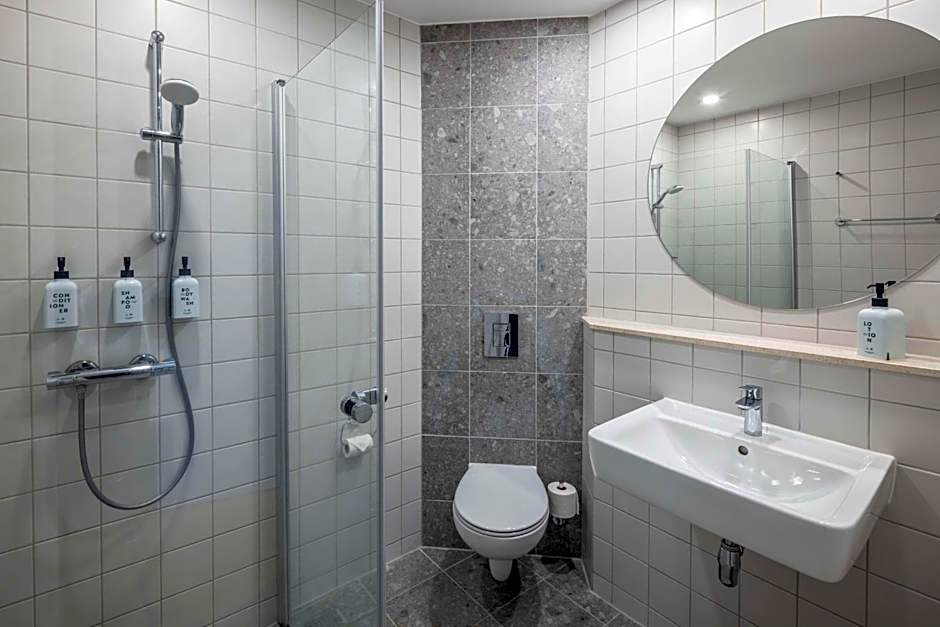 Photo 1 of 6 of Junior Suite