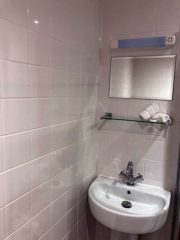 Newell Bistro and Rooms