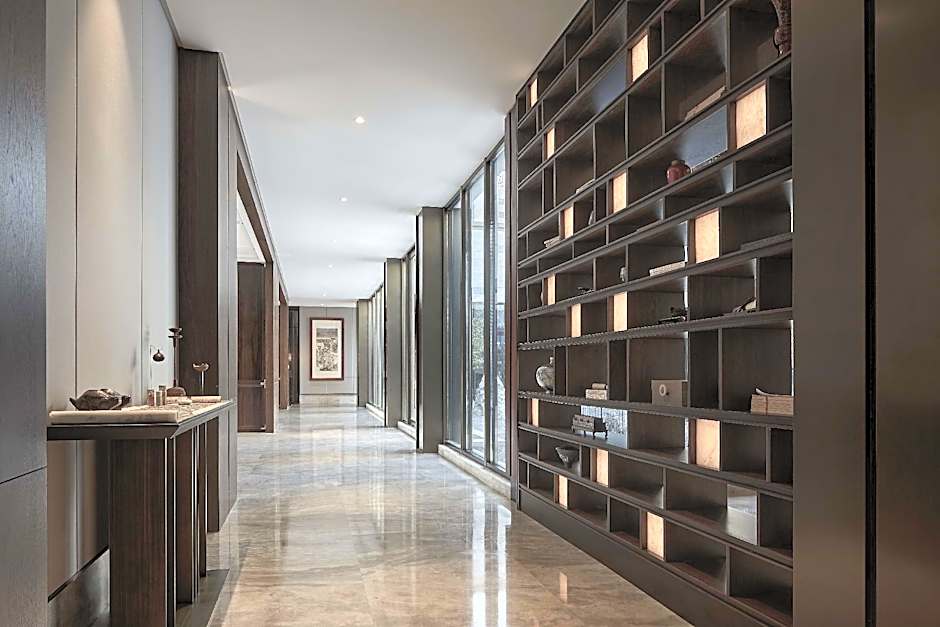 Ramada by Wyndham Luoyang Downtown