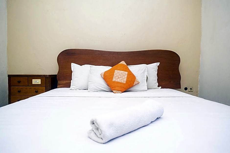 My Cafe Hotel near UGM Yogyakarta Mitra RedDoorz