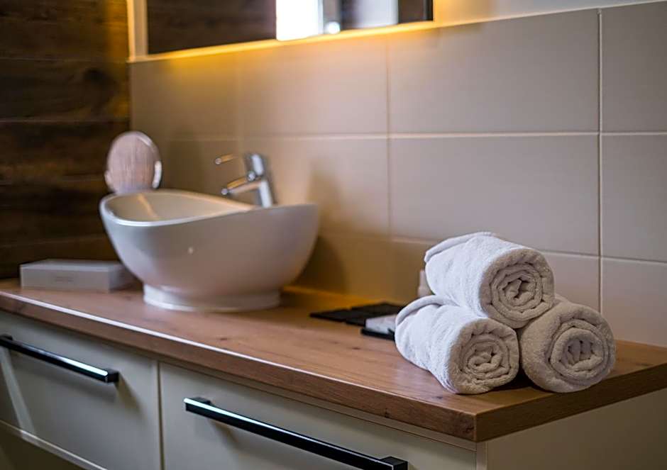 Kistücsök Food & Room