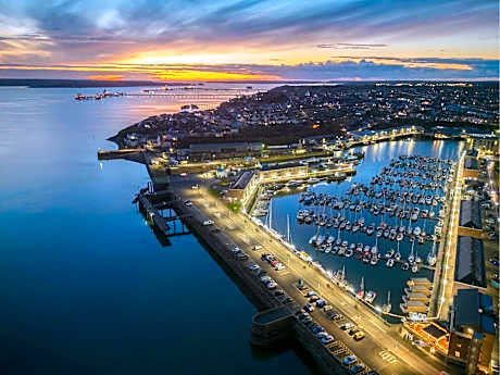 Fulke Street - 2 Bedroom Apartment - Milford Haven