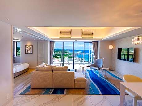 PREMIER SUITE 2-BEDROOM OCEAN VIEW