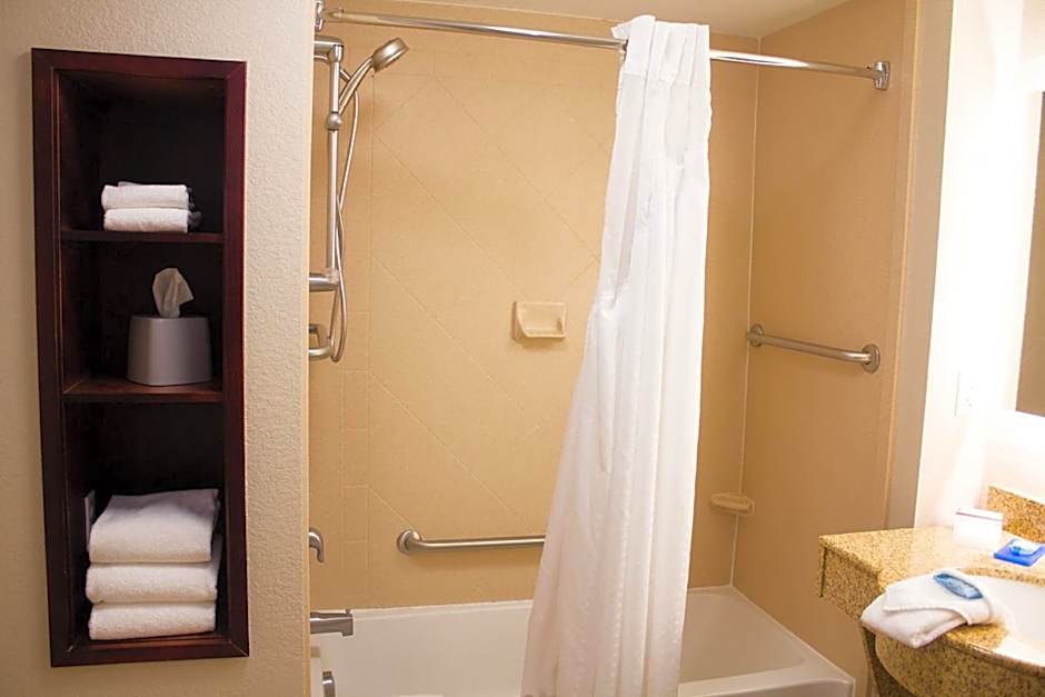 Holiday Inn Express West Jefferson By IHG