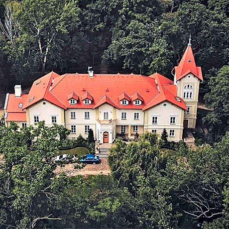 Pałac Kobylin