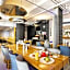 Metro Hotel Perth City