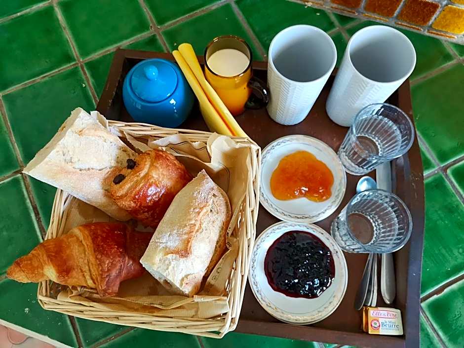 Cassis Hostel