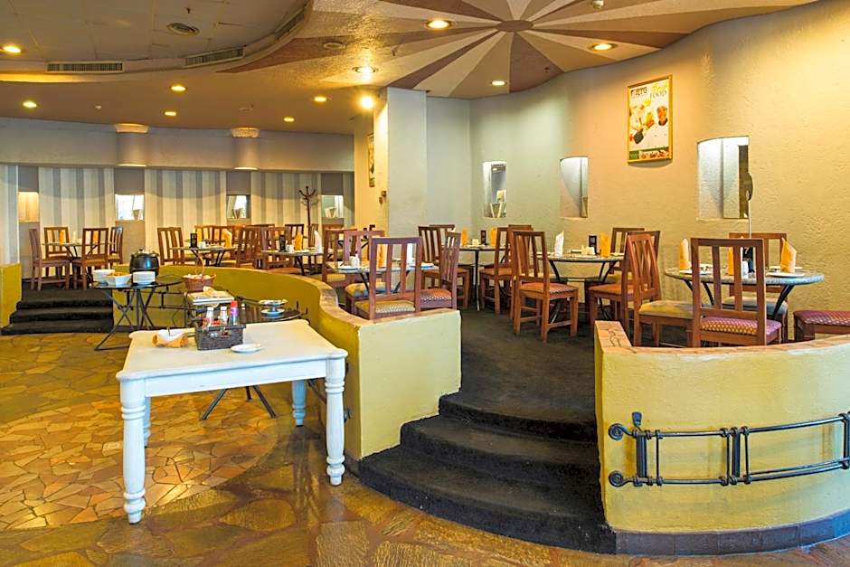 Rainbow Towers Hotel & Conference Centre