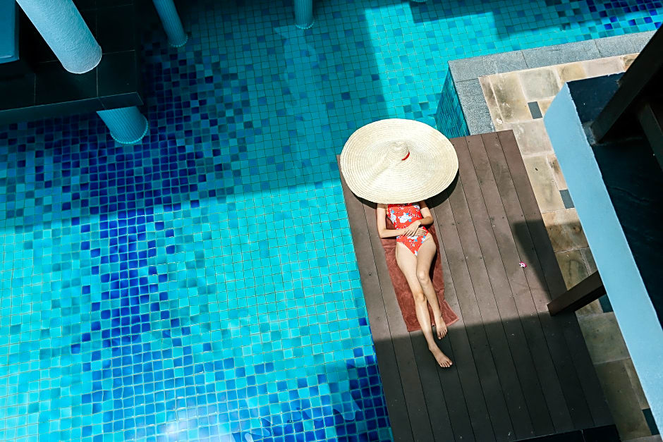 Z Through By The Zign Hotel