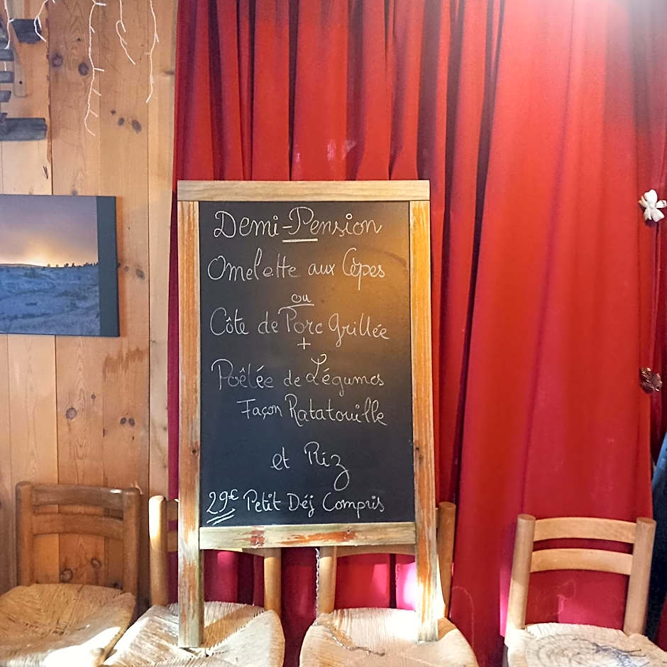 MONTLO RELAIS DES CERFS