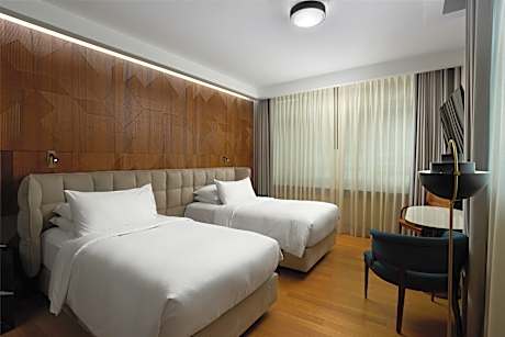 Twin Classic Room