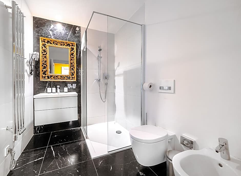 Old Royal Post Boutique Hotel & Premium Suites