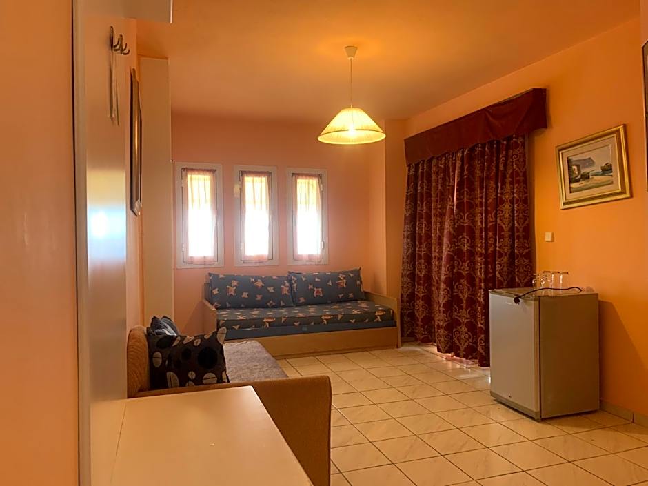 Polychrono Beach Hotel