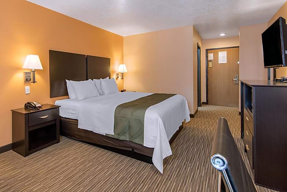 Quality Inn & Suites Albuquerque North near Balloon Fiesta Park