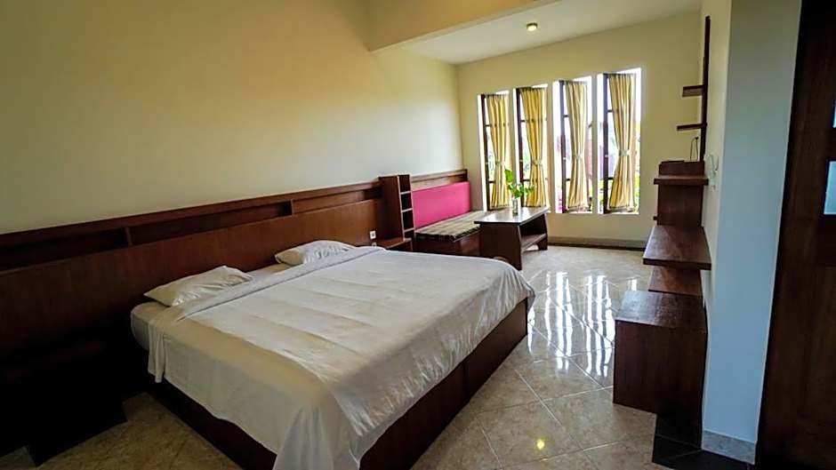 Photo 1 of 11 of Deluxe 1 Double Bed or 2 Beds