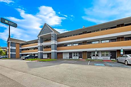 MainStay Suites Knoxville - Cedar Bluff