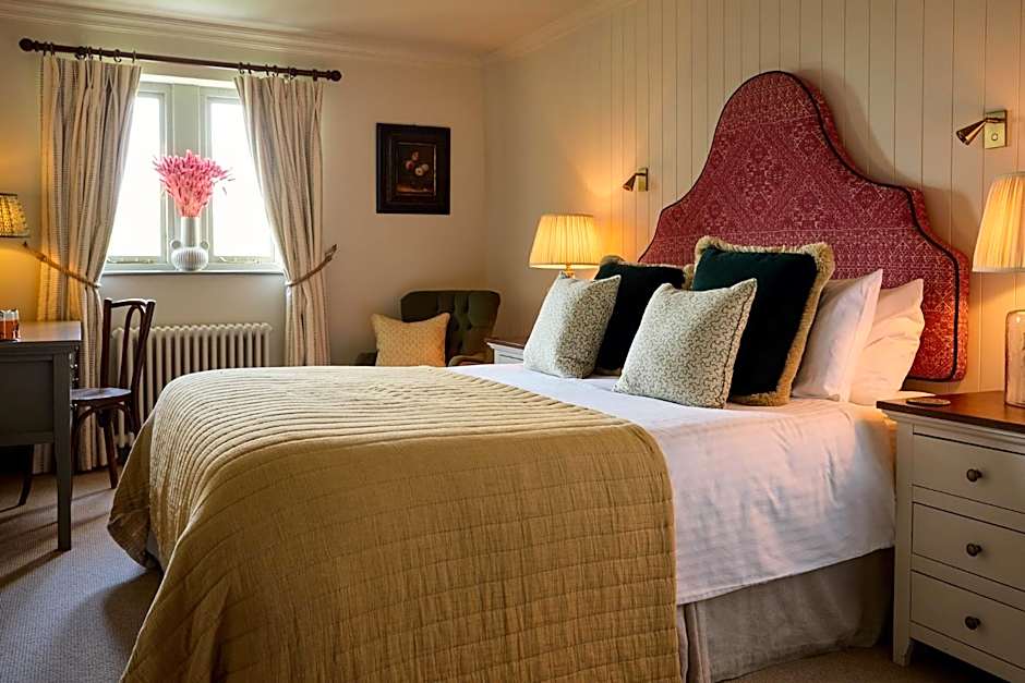 Stone House Hotel