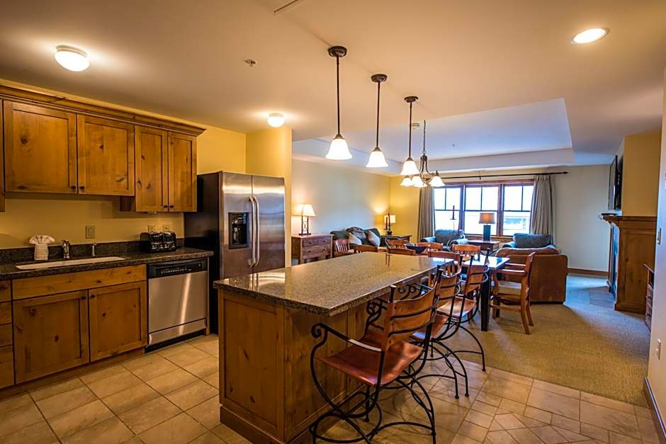 The Lodge at Mountaineer Square