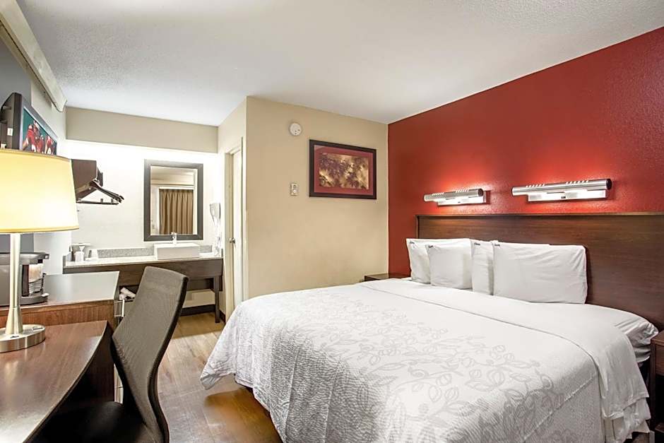 Red Roof PLUS+ Atlanta - Buckhead