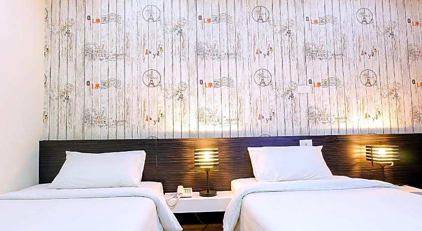 Prajaktra City Hostel